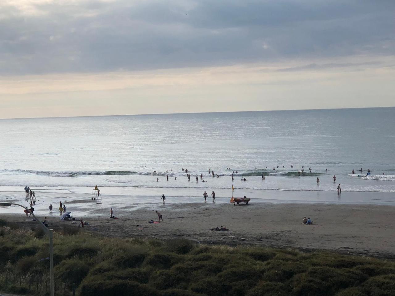 Luxury Home Next To Ocean And Walkway New Plymouth Exterior foto